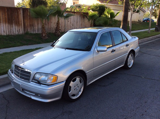 Illustration for article titled For $5,800, This 1995 Mercedes C36 AMG Could Take You Down To Tuner Town